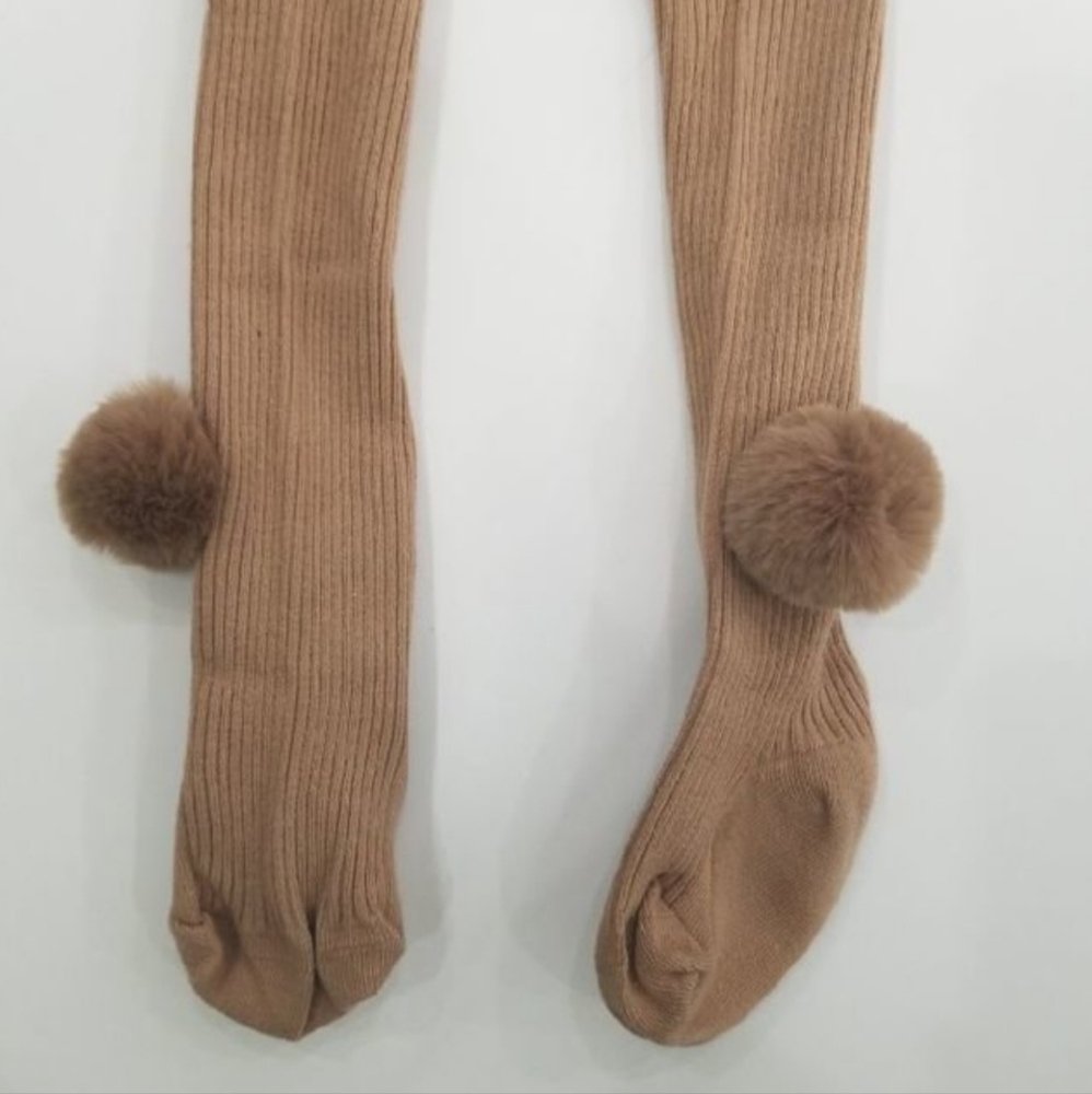 🆕️12-24M Tan Ribbed Pom Tights - Picture 2 of 7